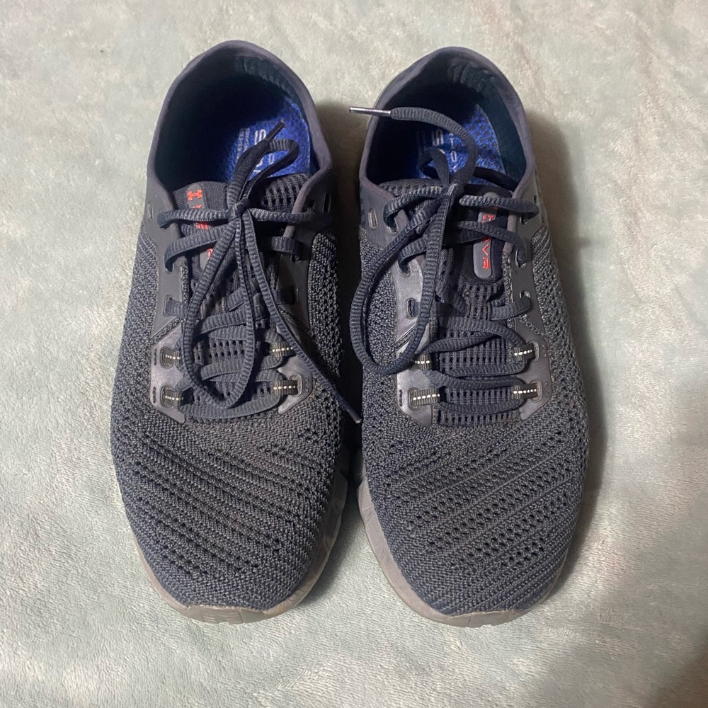 Under Armour Sonic Hovr Men's Dark Gray and Blue Athletic Shoes with Bluetooth